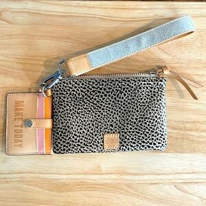 Consuela Wesley Combi Wristlet NWOT 🌟